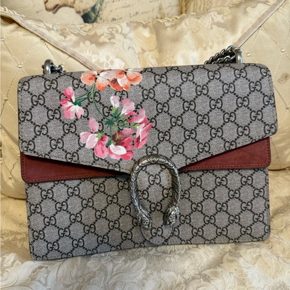Gucci Dionysus Supreme Floral Print Canvas and Suede Bag with Shoulder Chain